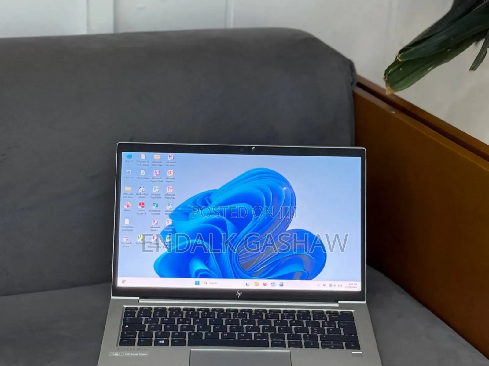 New Laptop HP EliteBook 830 G8 16GB Intel Core i7 SSD 512GB
