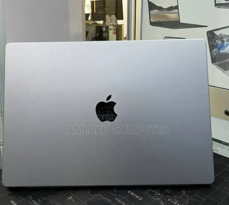 New Laptop Apple MacBook Pro 2021 M1 32GB Apple M1 Pro SSD 512GB