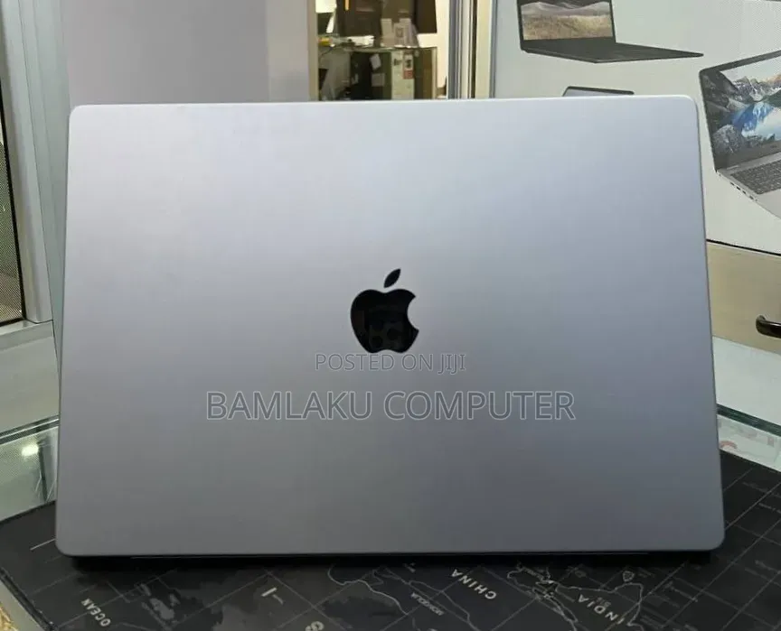 New Laptop Apple MacBook Pro 2021 M1 32GB Apple M1 Pro SSD 512GB