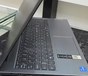 New Laptop Lenovo Ideapad 3 8GB Intel Core i5 SSD 512GB