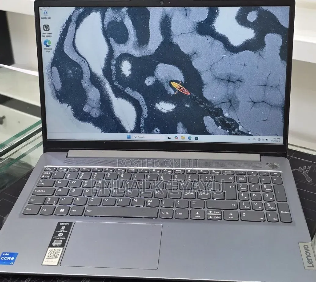 New Laptop Lenovo Ideapad 3 8GB Intel Core i5 SSD 512GB