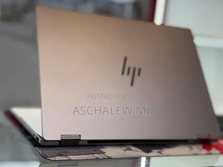New Laptop HP OmniBook 5 14" 16GB Intel Core Ultra 7 SSD 1T