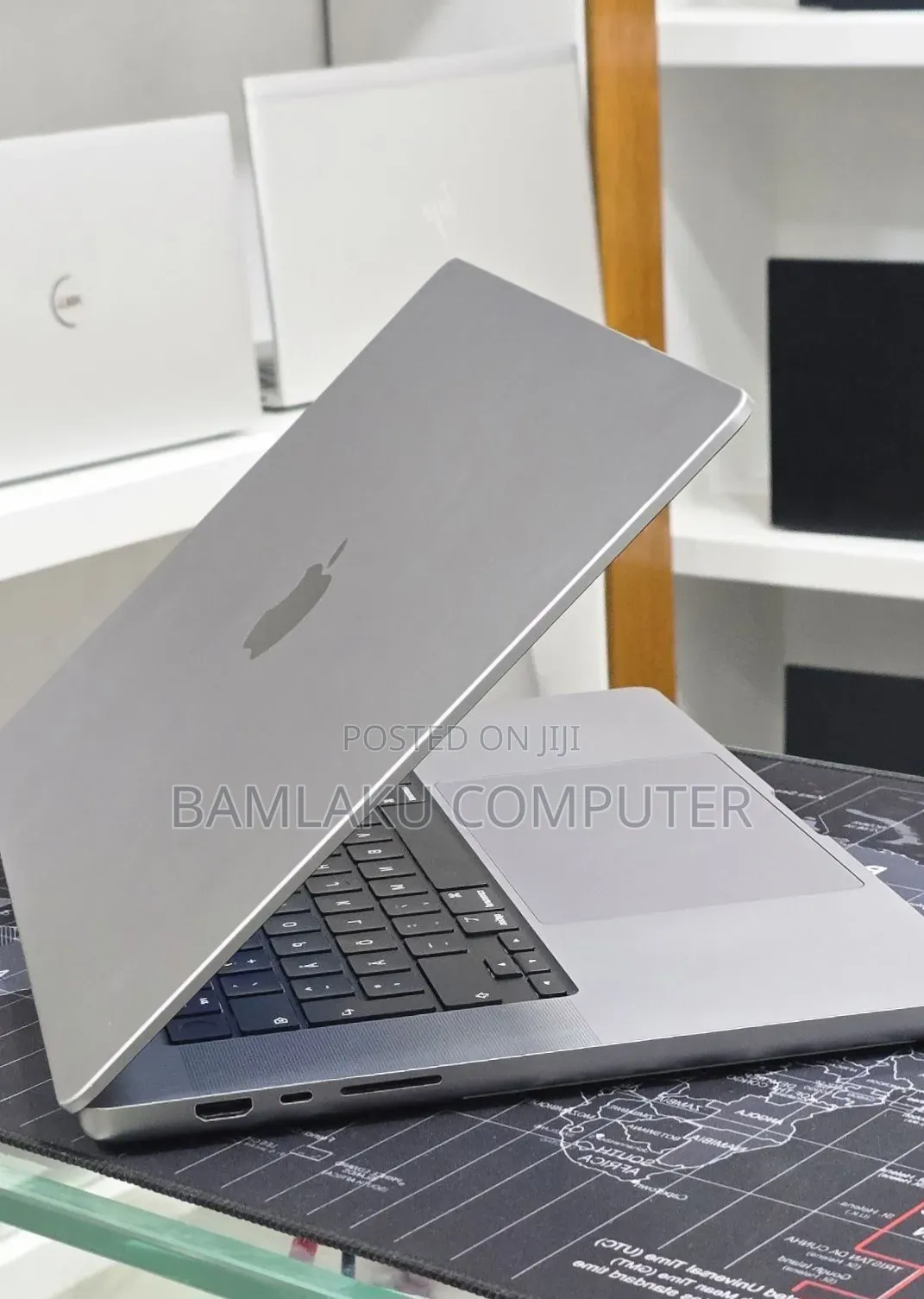 New Laptop Apple MacBook Pro 2021 M1 Max 32GB Apple M1 Max SSD 512GB