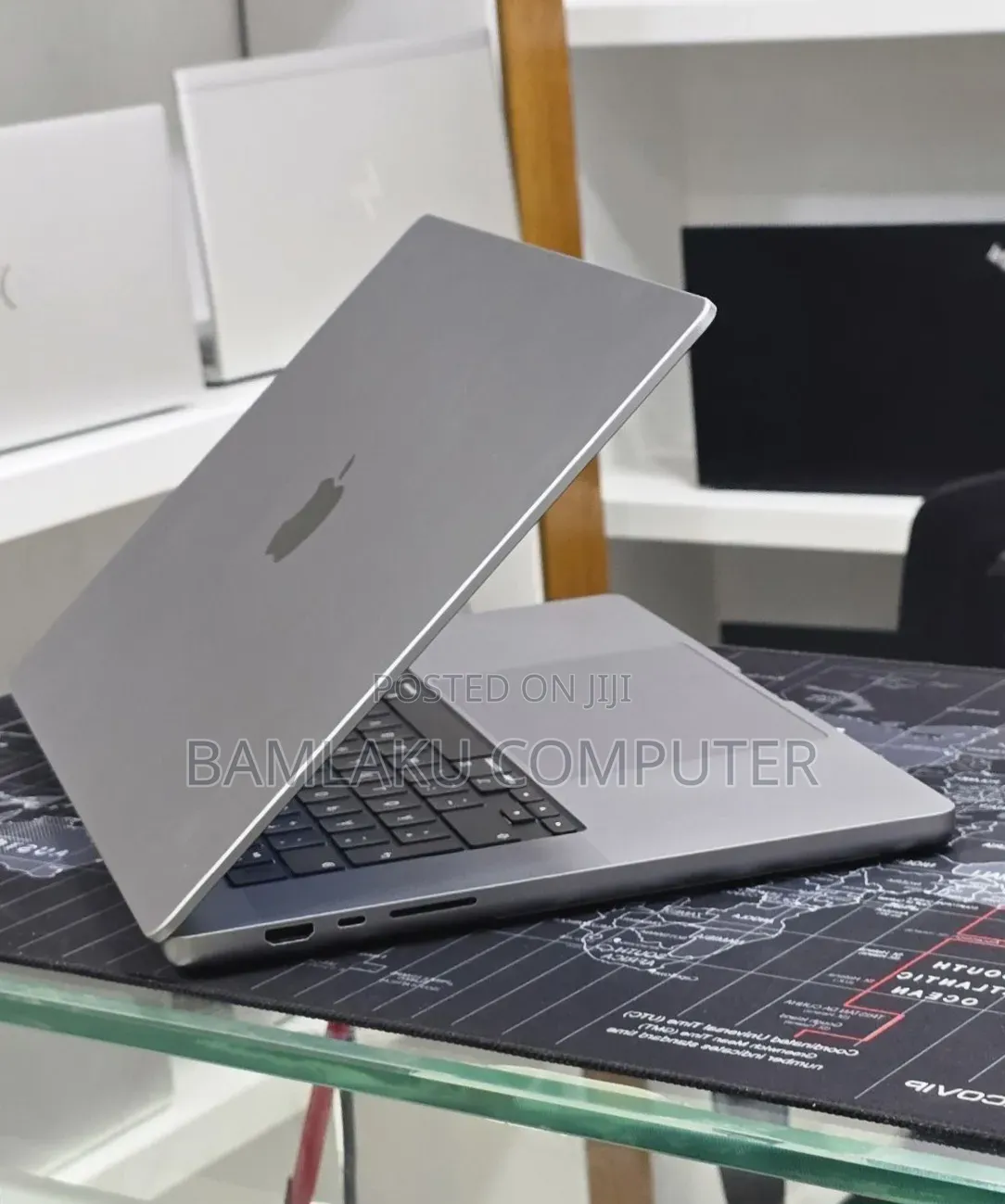 New Laptop Apple MacBook Pro 2021 M1 Max 32GB Apple M1 Max SSD 512GB