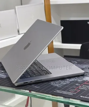 New Laptop Apple MacBook Pro 2021 M1 Max 32GB Apple M1 Max SSD 512GB
