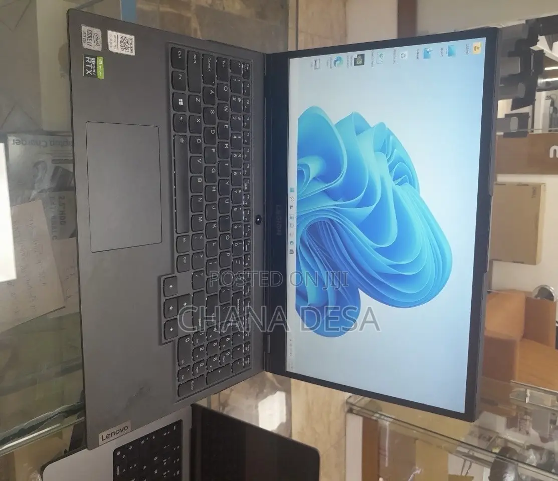New Laptop Lenovo 16GB Intel Core i7 SSD 512GB