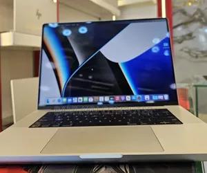 New Laptop Apple MacBook Pro 2021 M1 16GB Apple M1 Pro SSD 512GB