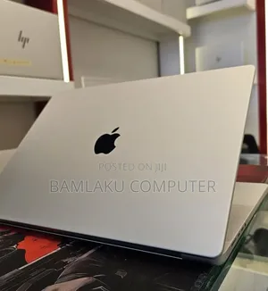 New Laptop Apple MacBook Pro 2021 M1 16GB Apple M1 Pro SSD 512GB