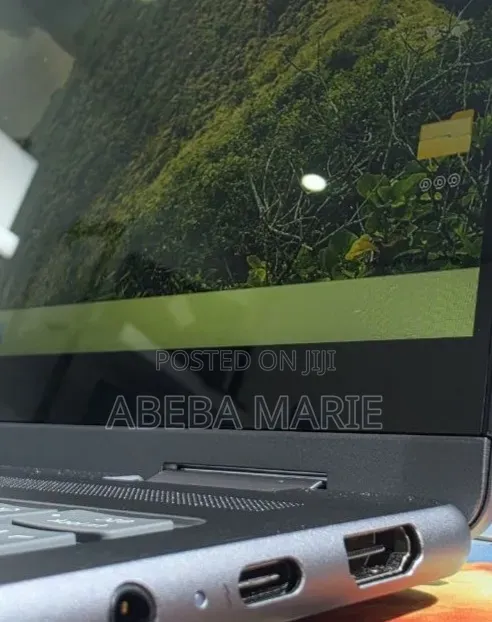 New Laptop Lenovo Yoga 9 16GB Intel Core Ultra 5 SSD 512GB