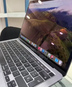 New Laptop Apple MacBook Pro 2021 M1 16GB Apple M1 SSD 512GB