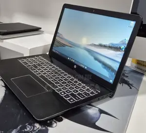 New Laptop HP Pavilion 15 8GB Intel Core i7 SSD 256GB