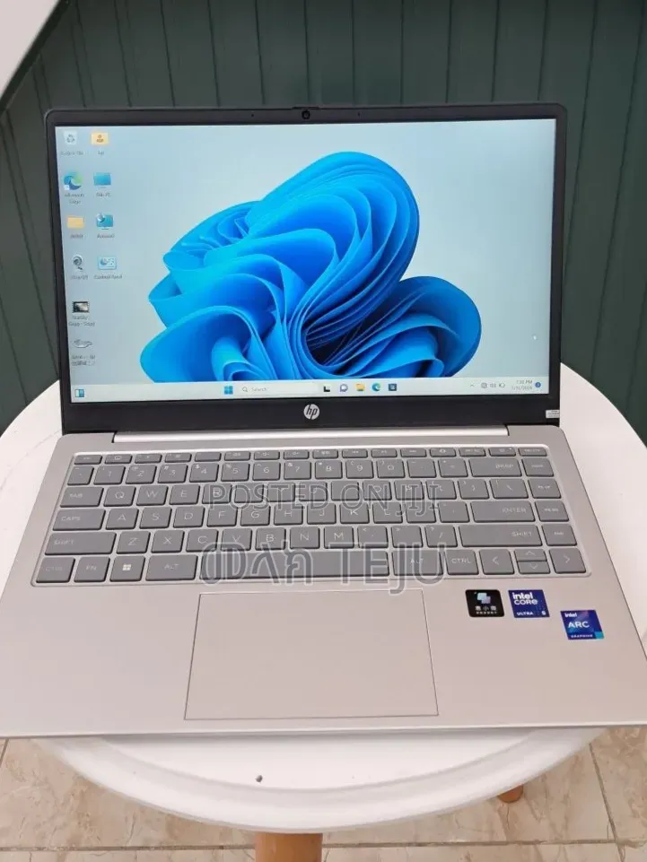 New Laptop HP Pavilion 15 16GB Intel Core Ultra 7 SSD 1T
