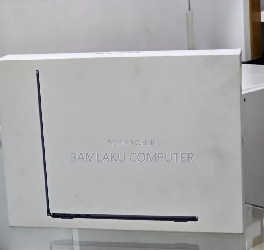 New Laptop Apple MacBook Air 2026 M5 16GB Apple M5 SSD 512GB