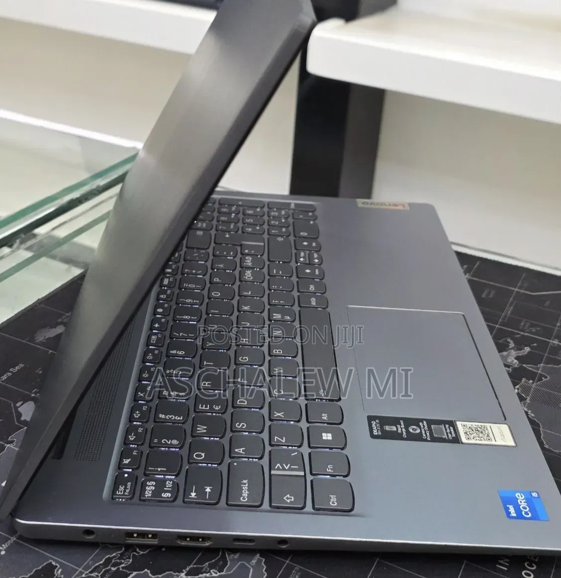 New Laptop Lenovo Ideapad 3 8GB Intel Core i5 SSD 512GB