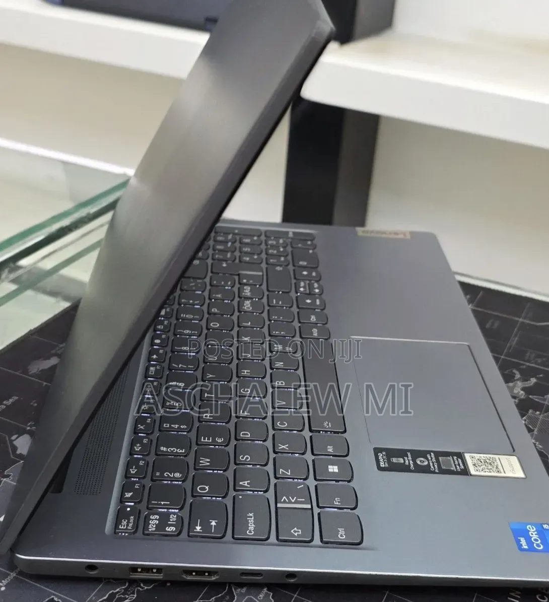 New Laptop Lenovo Ideapad 3 8GB Intel Core i5 SSD 512GB