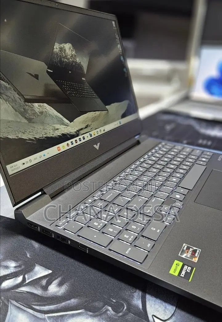 New Laptop HP Victus 15 16GB AMD Ryzen 7 SSD 512GB