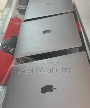 New Laptop Apple MacBook Air 2020 M1 8GB Apple M1 SSD 256GB