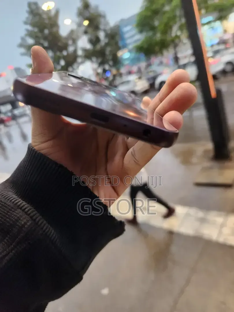 New Samsung Galaxy A24 128 GB Red