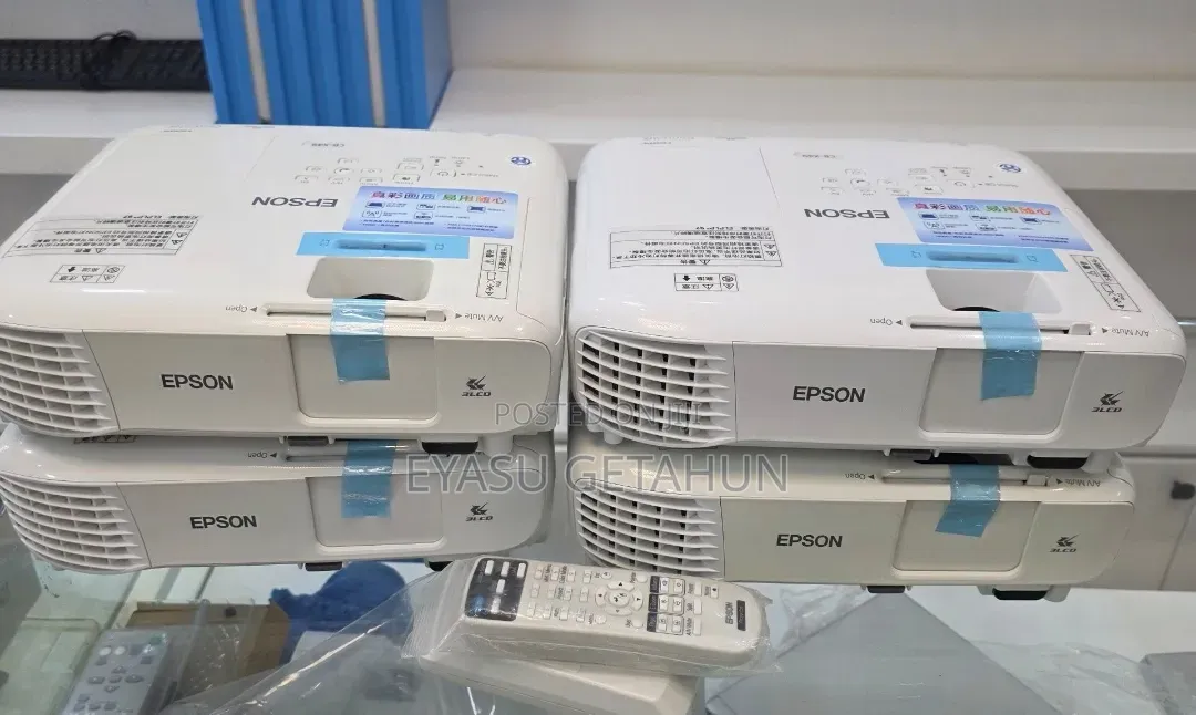1Brand New EPSON Projector Model Name: CB -X49 Hardware Interface
