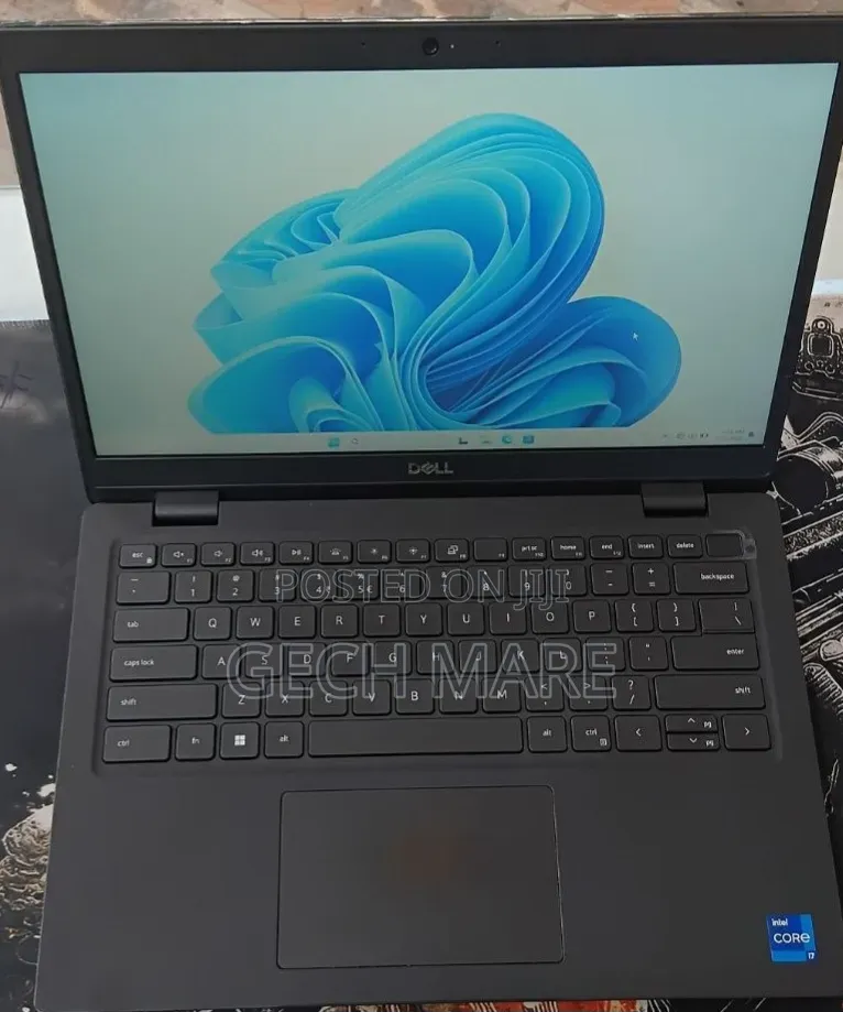 New Laptop Dell Latitude 5310 16GB Intel Core i7 SSD 512GB