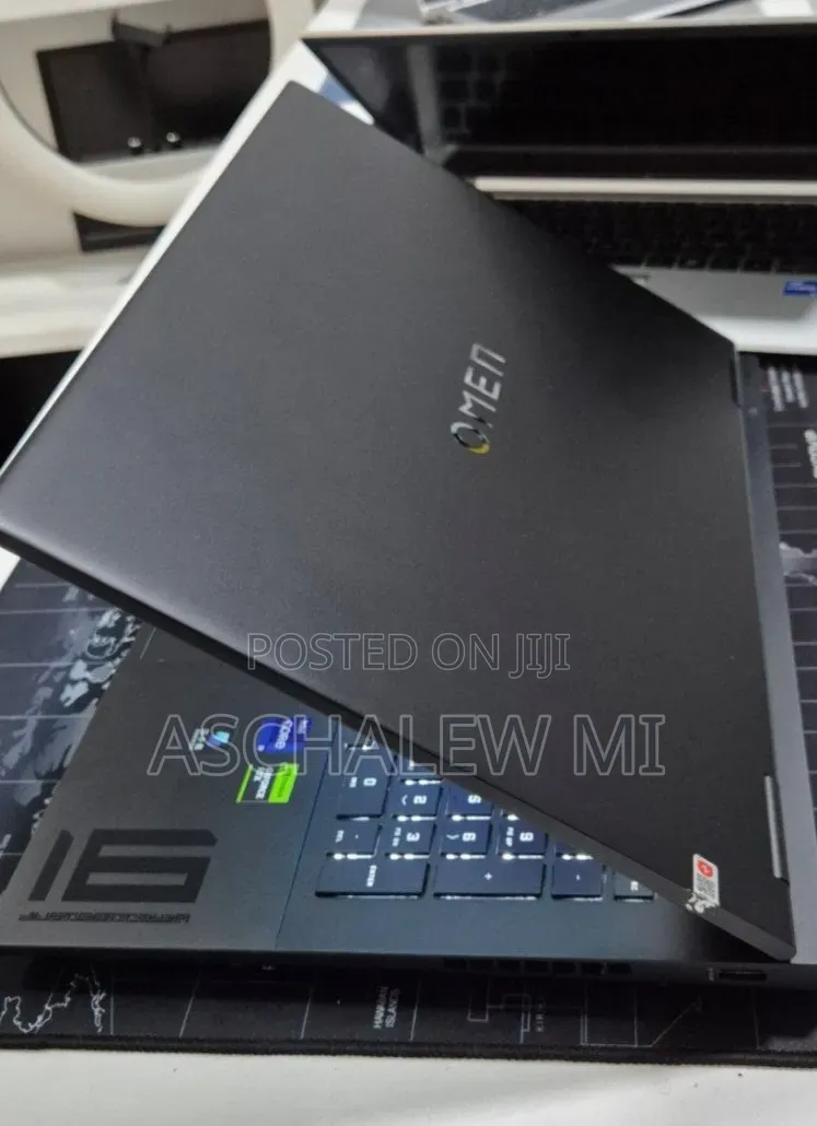 New Laptop HP Omen 16 16GB Intel Core i9 SSD 1T