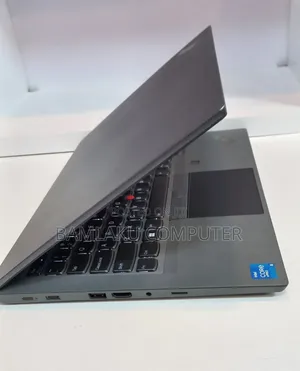 New Laptop Lenovo ThinkPad T14 16GB Intel Core i5 SSD 512GB