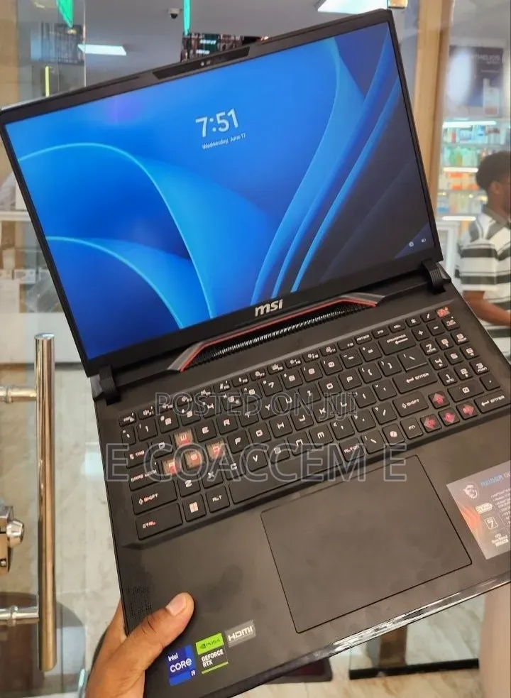 New Laptop MSI 16GB Intel Core i9 SSD 1T