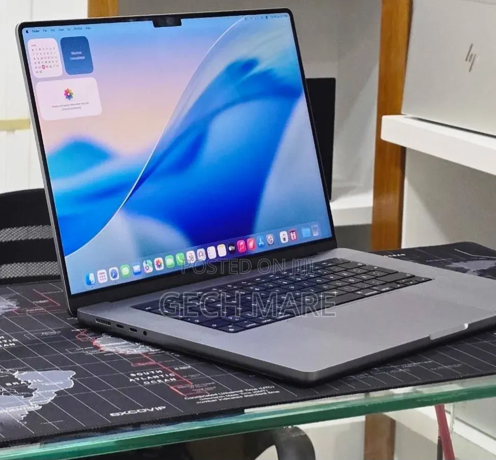 New Laptop Apple MacBook Pro 2021 M1 Max 32GB Apple M1 Max SSD 512GB