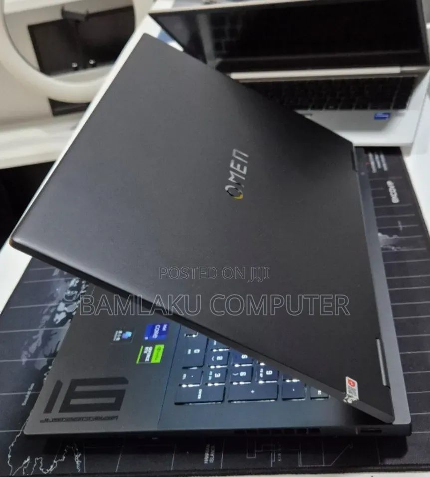 New Laptop HP Omen 16 16GB Intel Core i9 SSD 1T