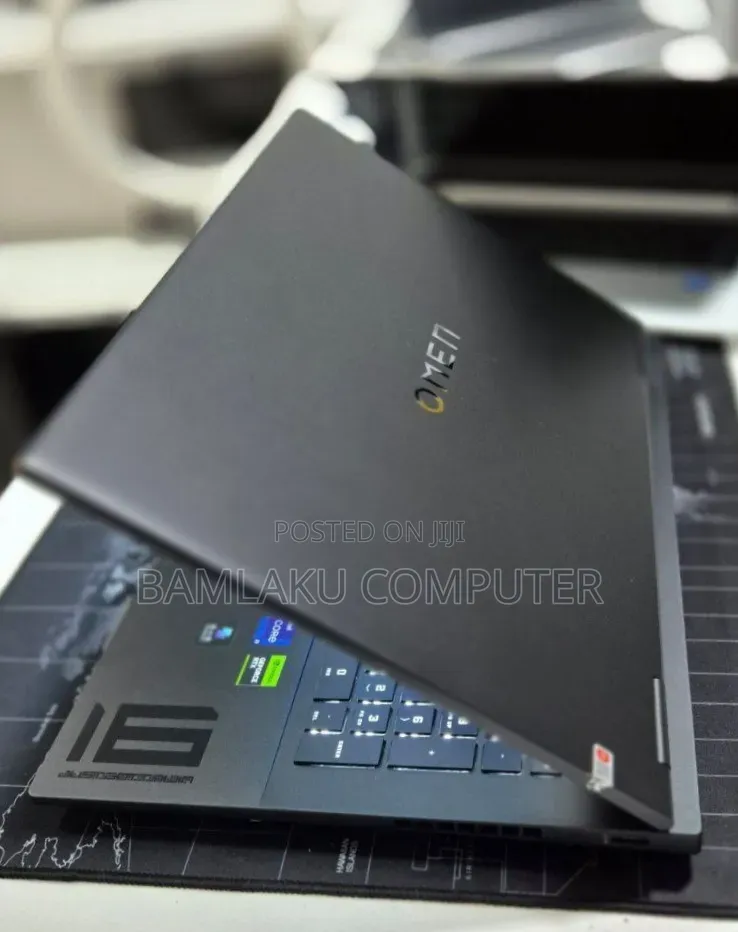 New Laptop HP Omen 16 16GB Intel Core i9 SSD 1T