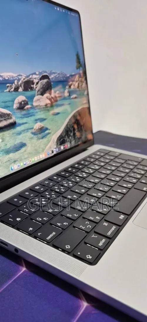 New Laptop Apple MacBook Pro 2024 M4 16GB Apple M4 Pro SSD 512GB