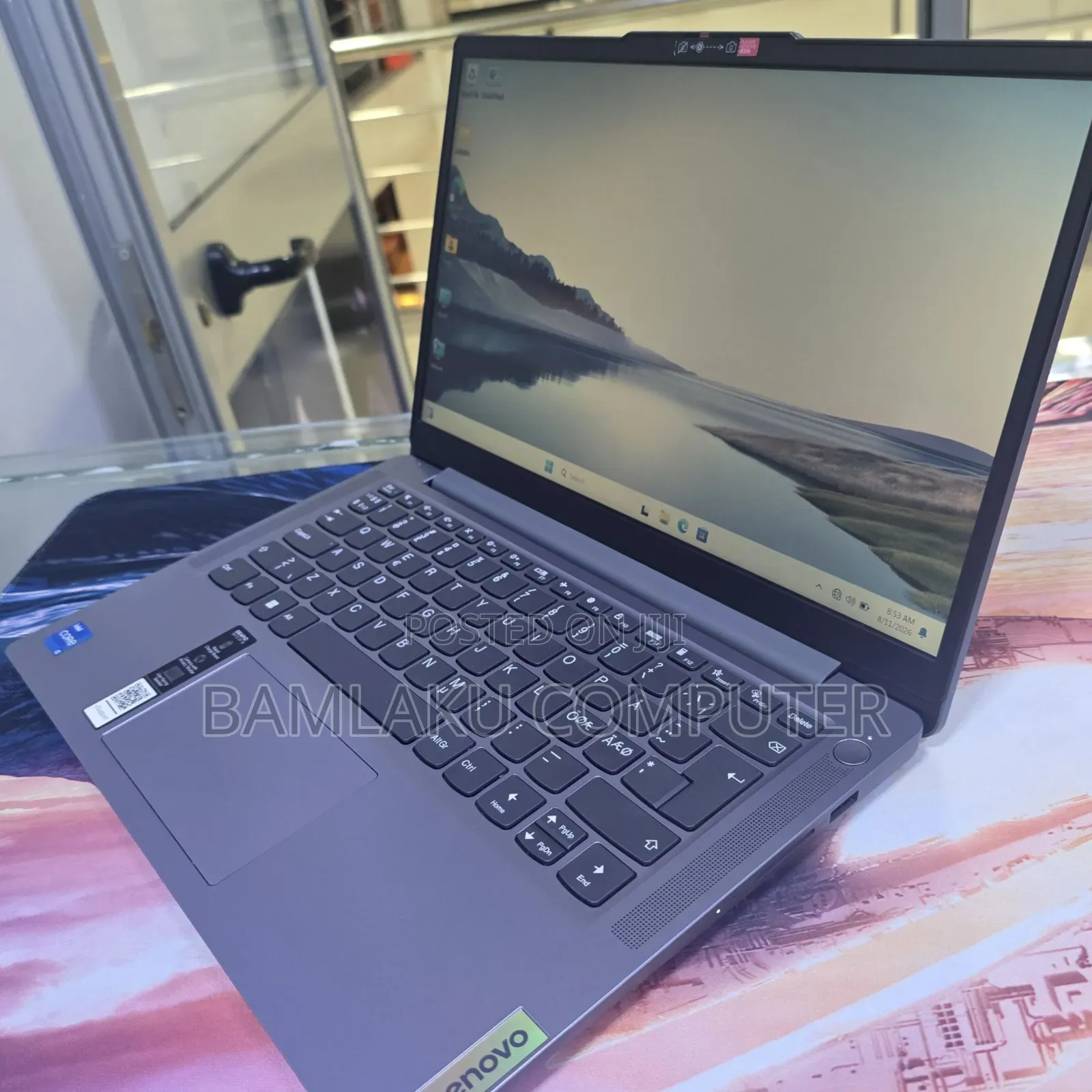 New Laptop Lenovo IdeaPad S300 8GB Intel Core i5 SSD 512GB