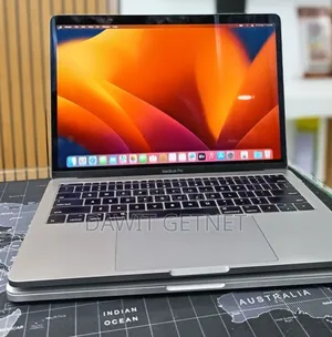 New Laptop Apple MacBook Pro 2017 16GB Intel Core i5 SSD 256GB