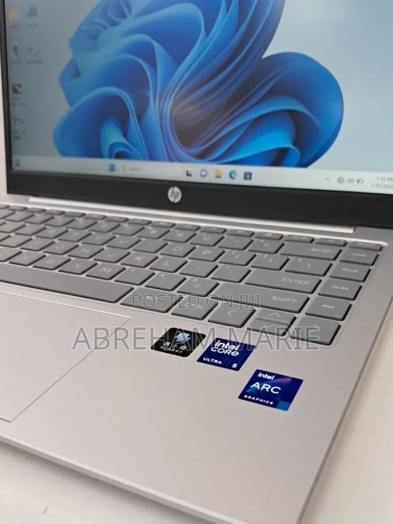 New Laptop HP Pavilion 15 16GB Intel Core Ultra 7 SSD 1T