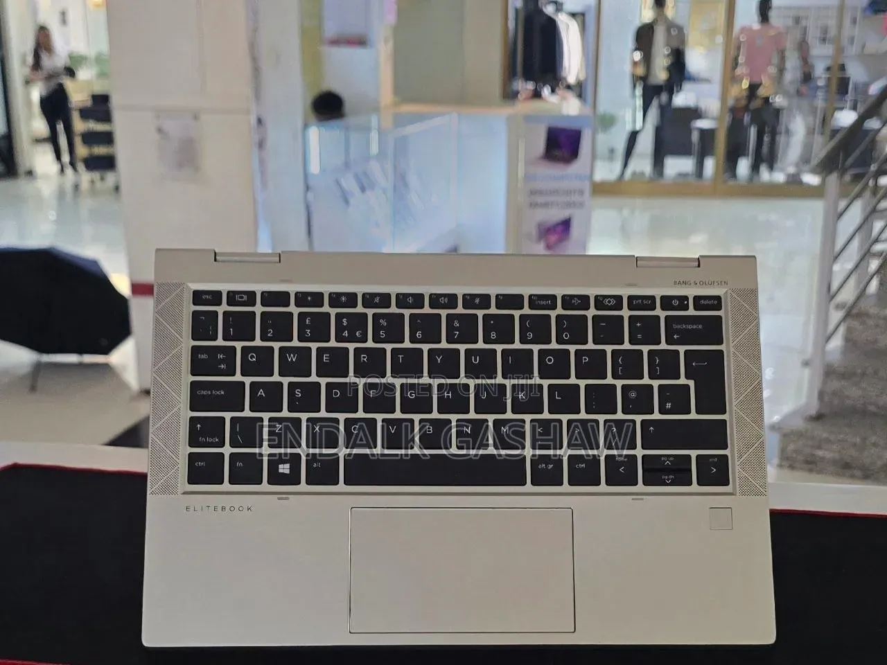 New Laptop HP EliteBook 830 G8 16GB Intel Core i7 SSD 512GB