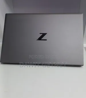 New Laptop HP ZBook Firefly G8 16GB Intel Core i7 SSD 512GB