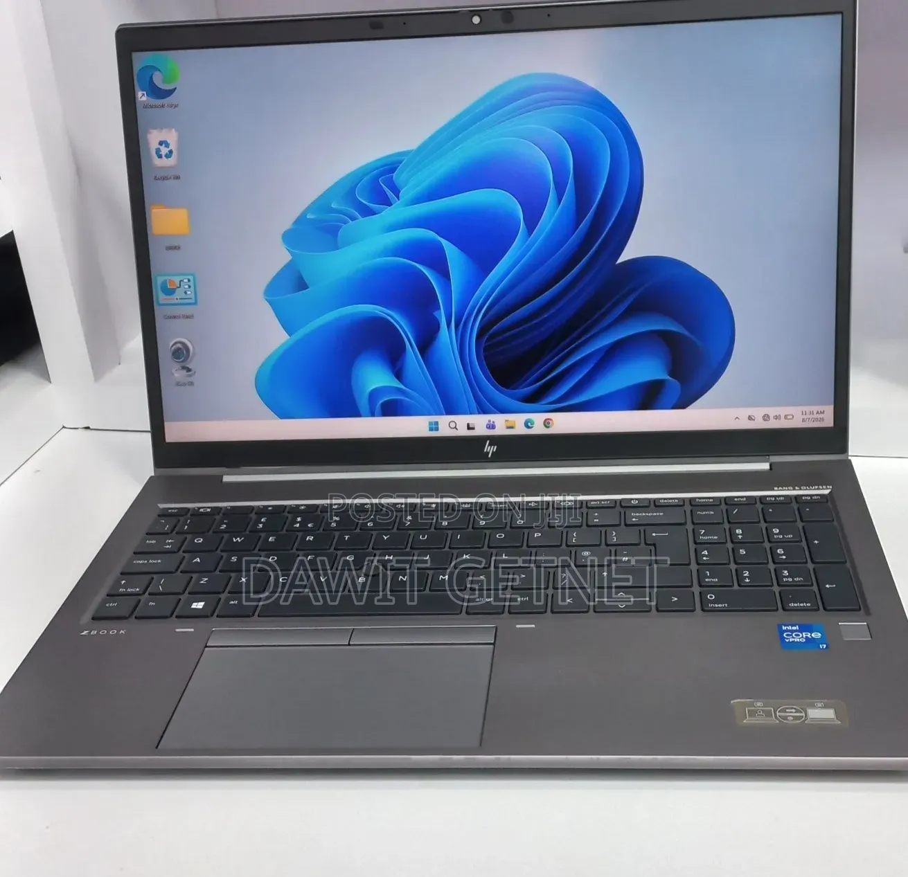 New Laptop HP ZBook Firefly G8 16GB Intel Core i7 SSD 512GB