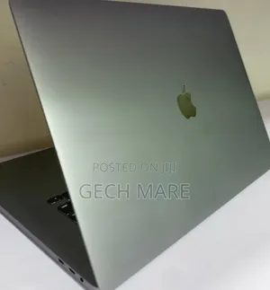 New Laptop Apple MacBook Pro 2019 16GB Intel Core i9 SSD 512GB