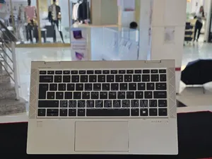 New Laptop HP EliteBook 830 G8 16GB Intel Core i7 SSD 512GB