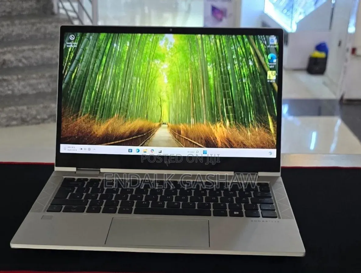 New Laptop HP EliteBook 830 G8 16GB Intel Core i7 SSD 512GB