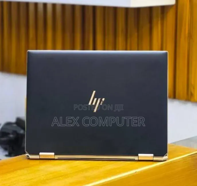 New Laptop HP Spectre X360 16GB Intel Core i7 SSD 512GB