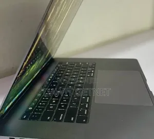 New Laptop Apple MacBook Pro 2019 16GB Intel Core i9 SSD 1T