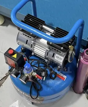 Oil-Free Silent Air Compressor