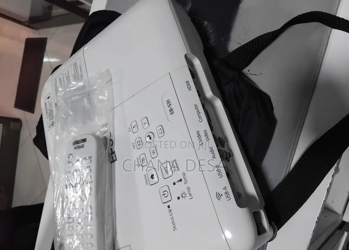 Epson EB-S31