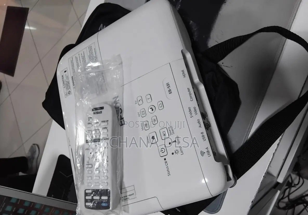 Epson EB-S31