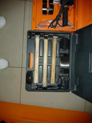 ለመኪና አካል (ቦዲ) ጥገና እና ቅርጽ ማስተካከያ Auto Body Repair Hammer and Dolly Set