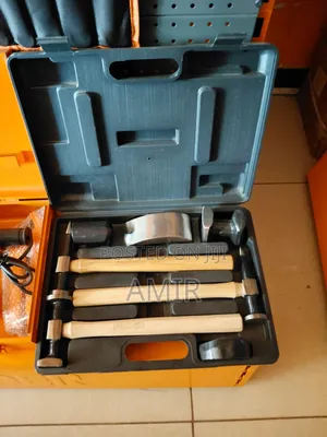 ለመኪና አካል (ቦዲ) ጥገና እና ቅርጽ ማስተካከያ Auto Body Repair Hammer and Dolly Set
