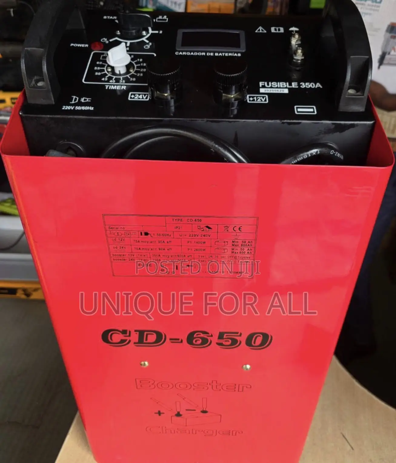 CD-650 Is a Heavy-Duty 12v/24v Portable Lead-Acid Battery Charger