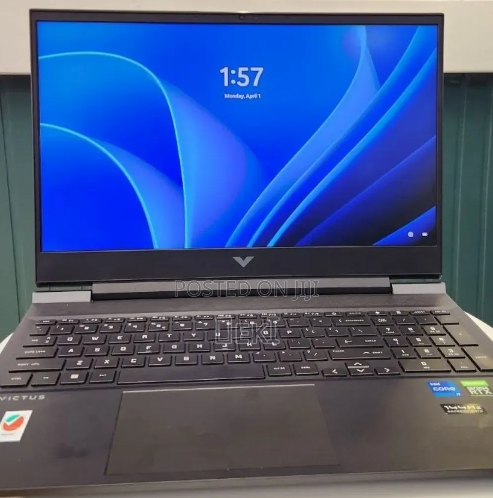 New Laptop HP Victus 16 16GB Intel Core i7 SSD 512GB