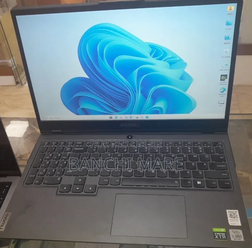 New Laptop Lenovo Legion 7 16GB Intel Core i7 SSD 512GB